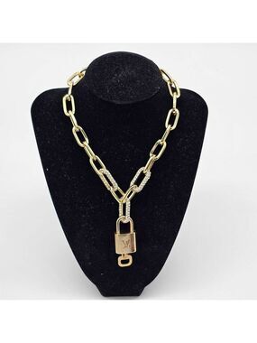 Authentic Louis Vuitton Lock & Key w/ Unbranded Gold Plated Gold Chain Necklace